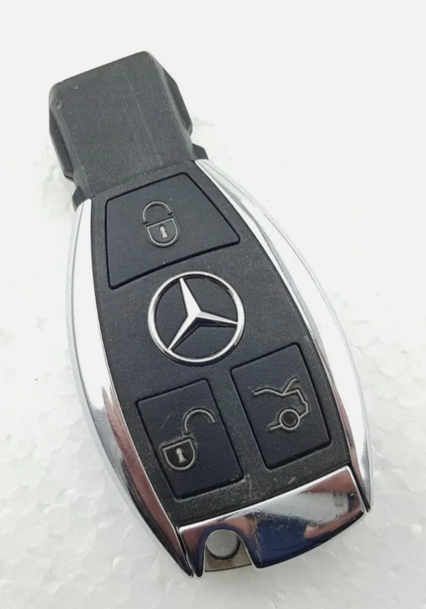 New Mercedes key fob New Empty Shell - Image 1