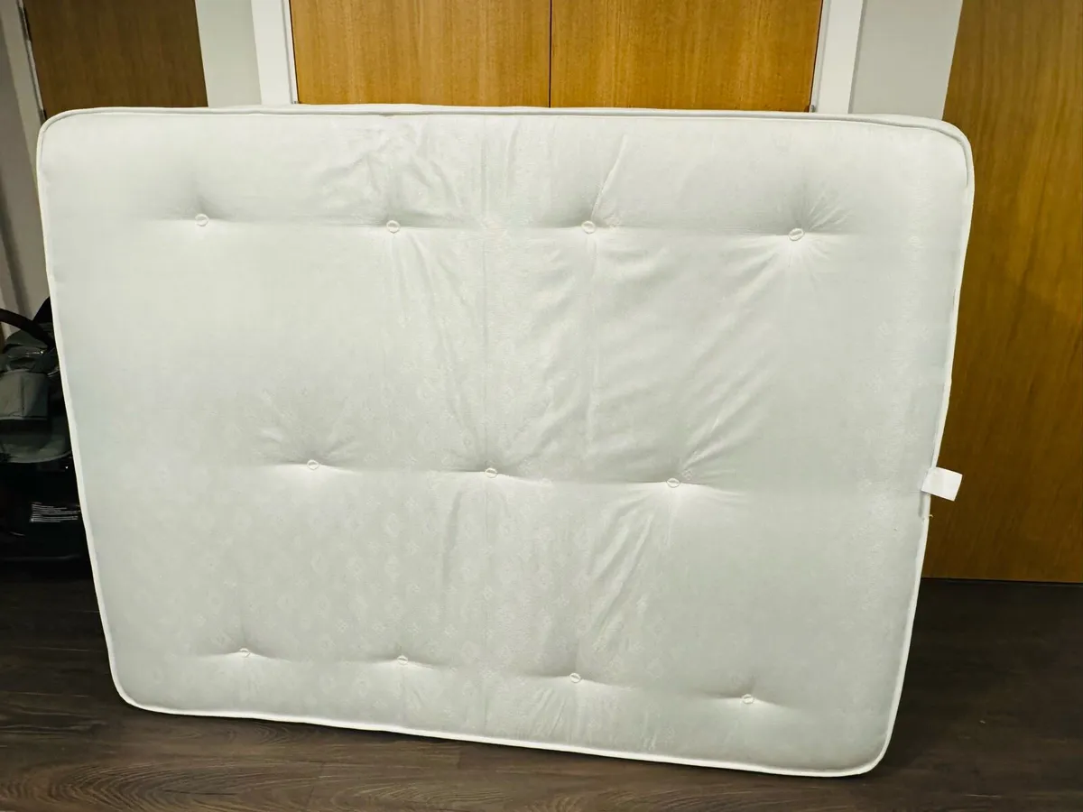 King size mattress - Image 2