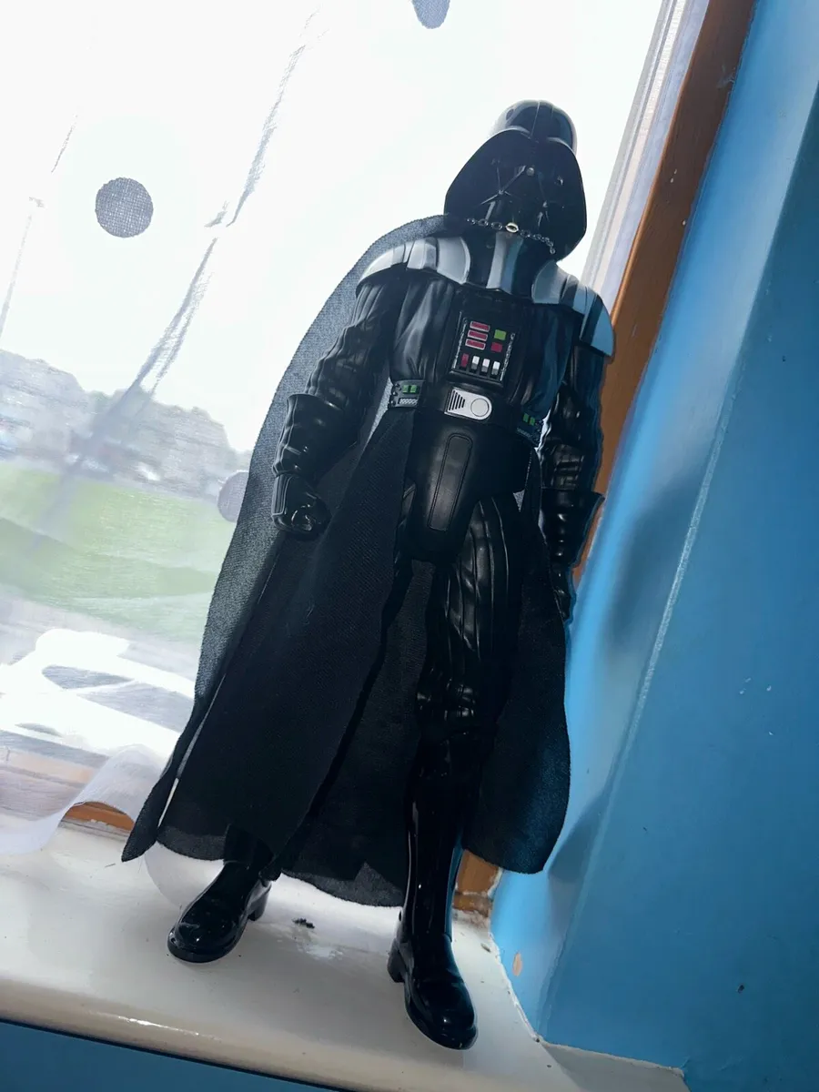Large Dart Vader