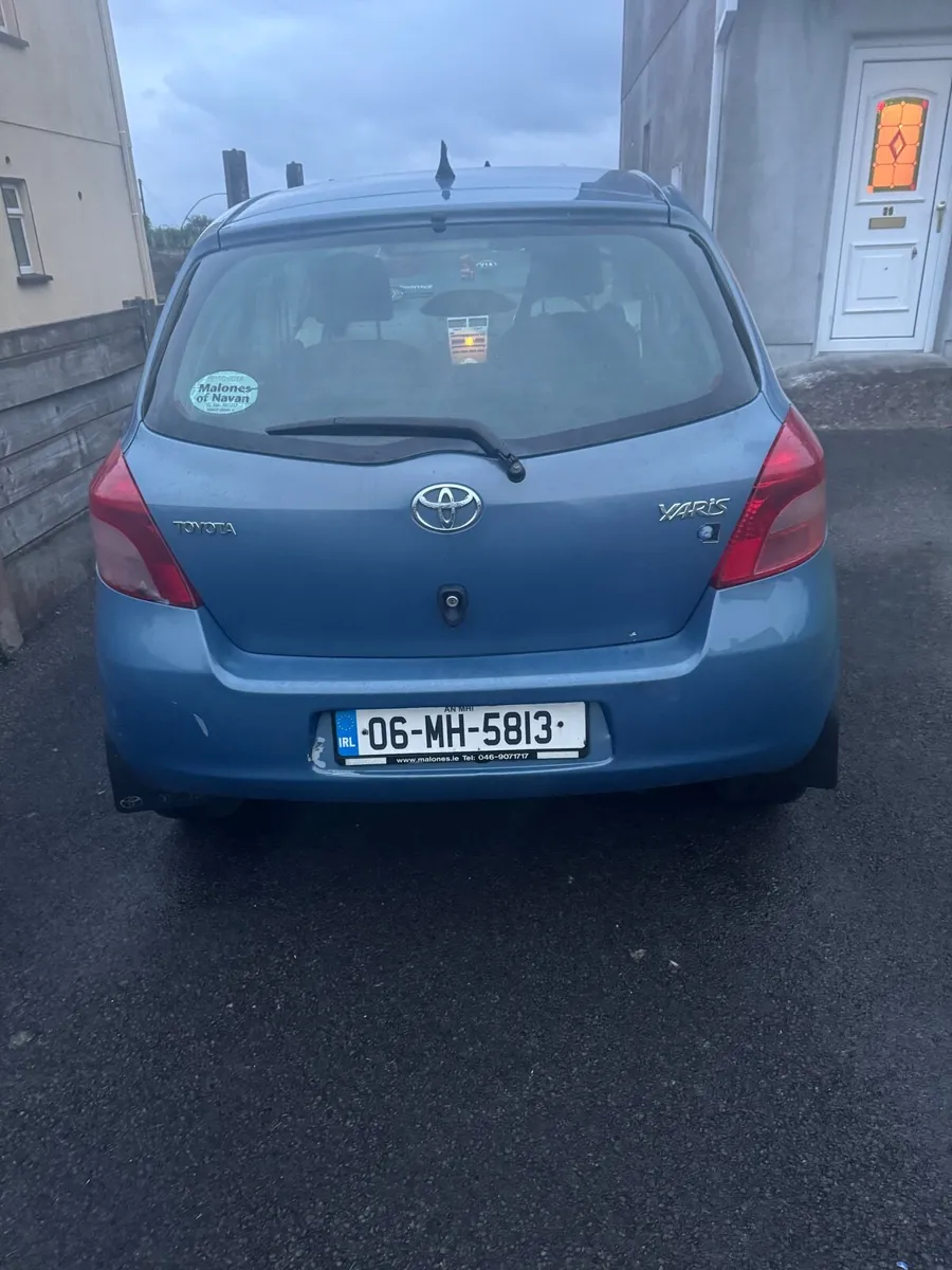 Toyota Yaris 2006 - Image 3