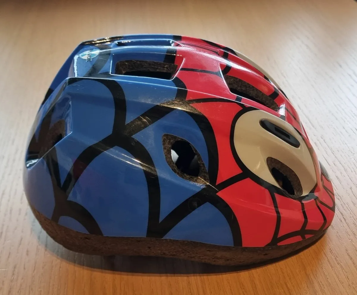 Raleigh Mystery Spider Junior Cycle Helmet - Image 2
