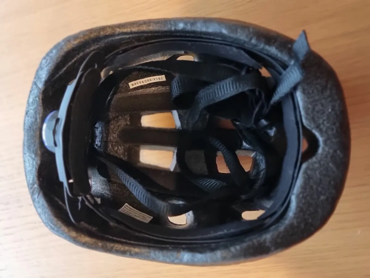 Raleigh Mystery Spider Junior Cycle Helmet - Image 4