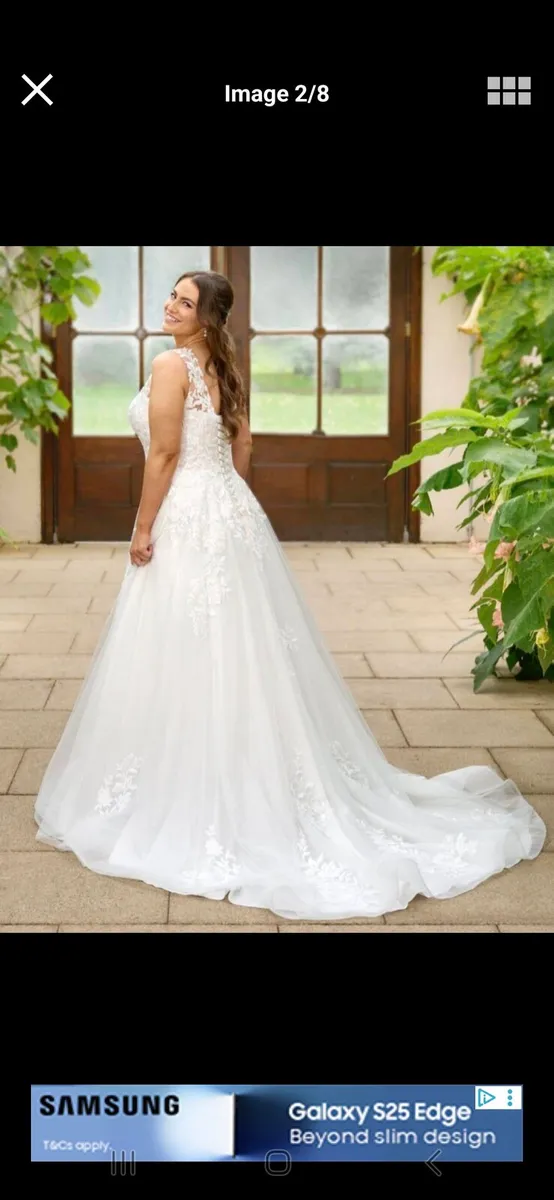 Wedding dress - Image 4
