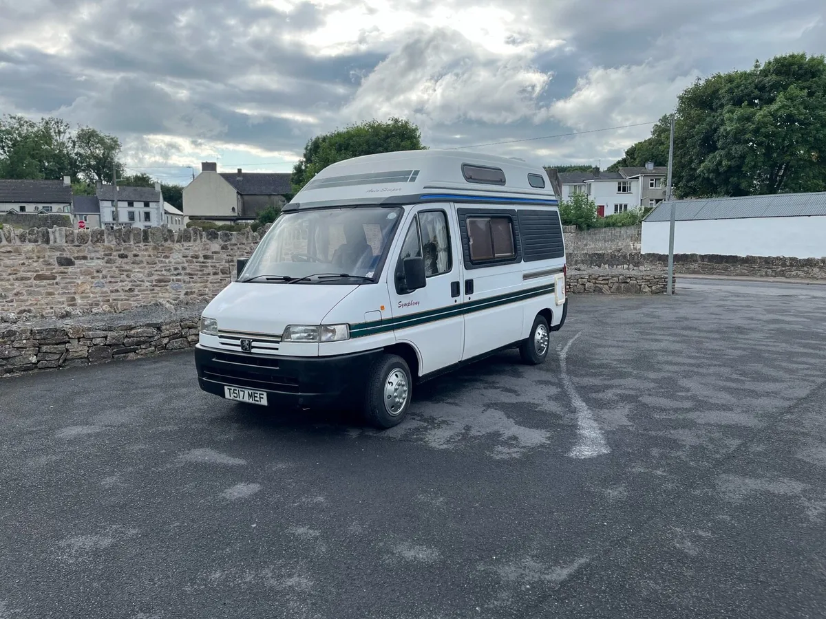 Autosleeper symbol campervan 2000 - Image 1
