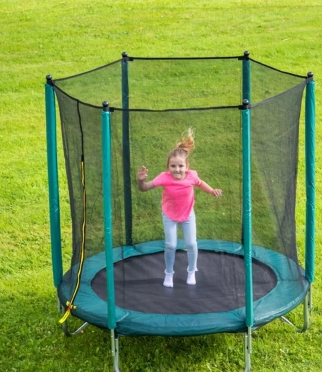 6ft Trampoline - Image 1