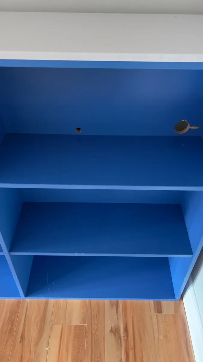 Blue shelf - Image 3