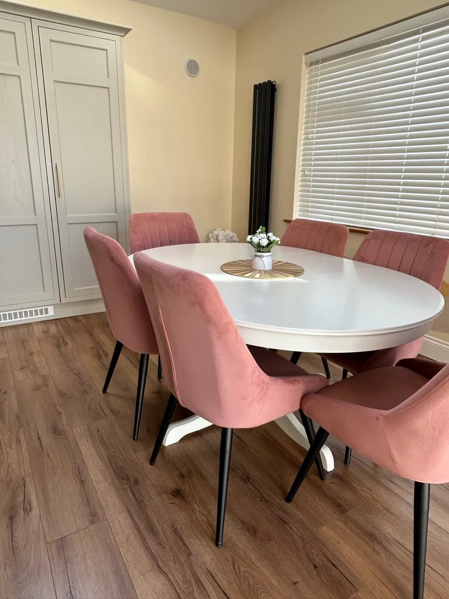 6 x Velvet Dining Chairs - Image 3