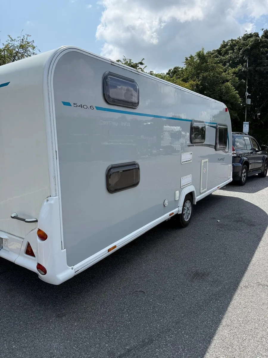 Bailey Pursuit 540 6 Berth Fixed Bunks - Image 3