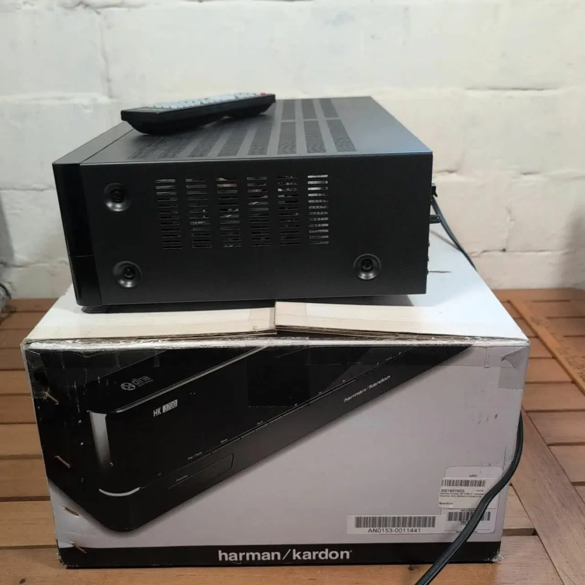 Harman Kardon HK 3700 stereo receiver - Image 4