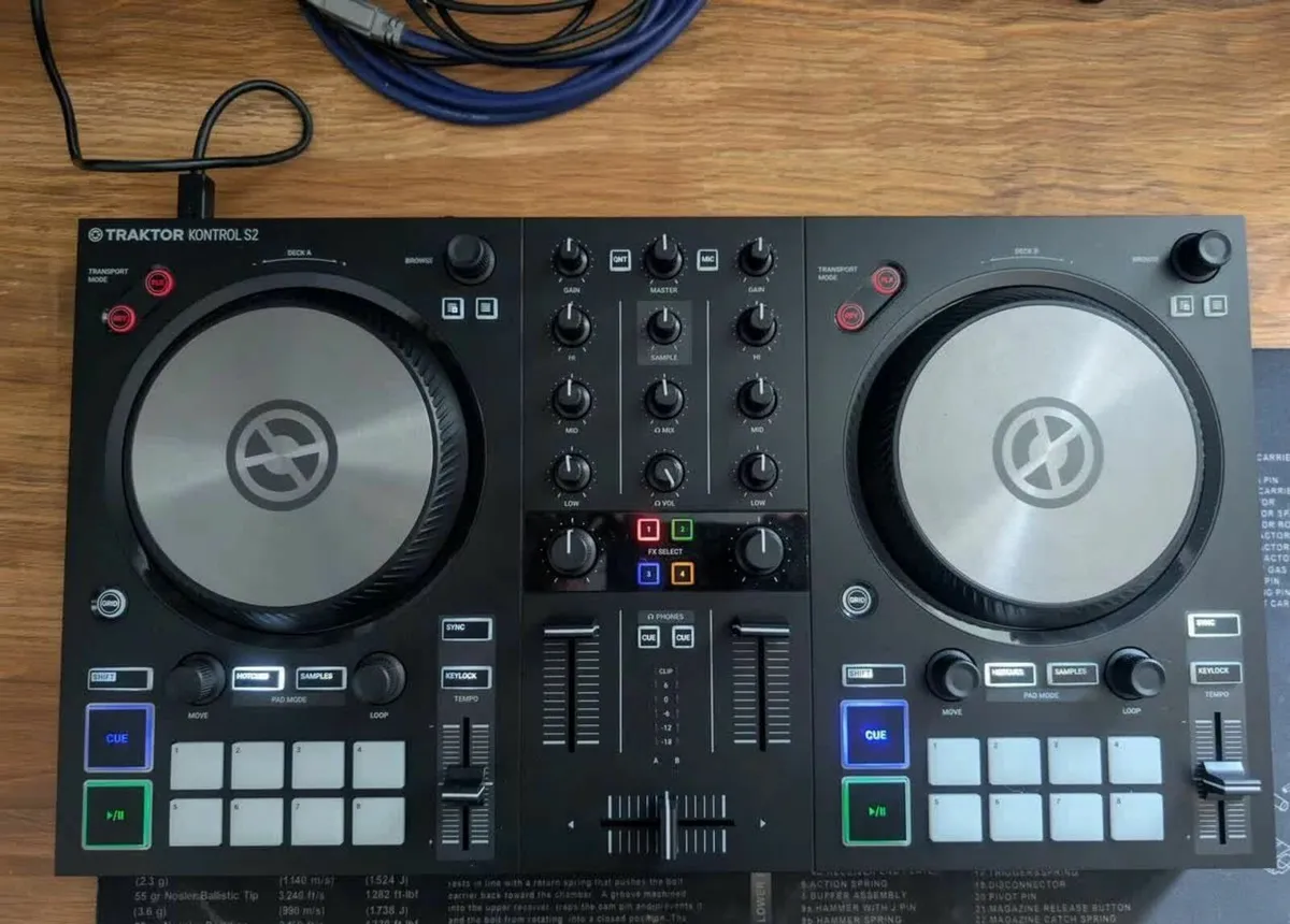 Traktor Kontrol S2 MK3 - Image 1