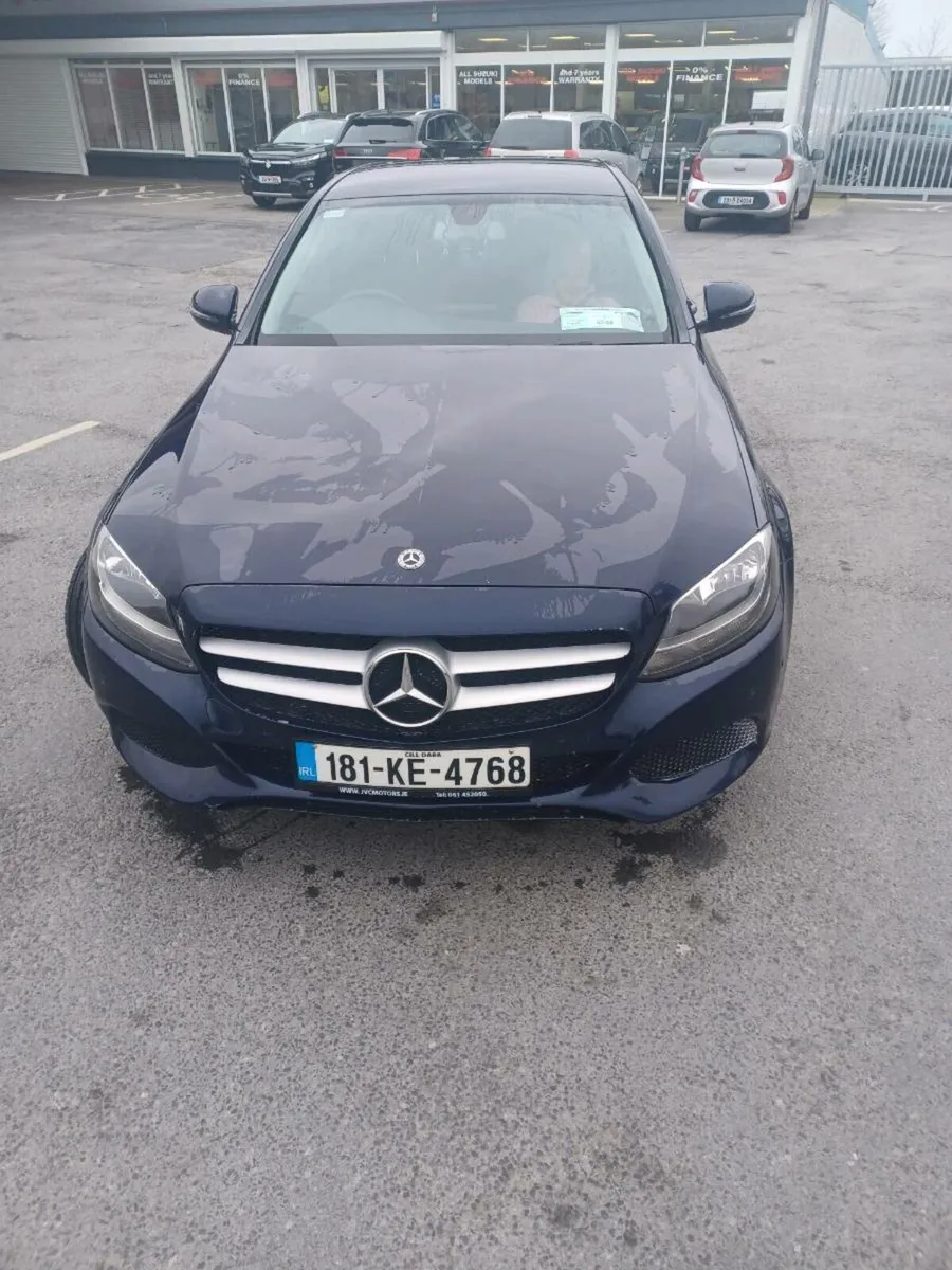 Mercedes C Class 220d - Image 4