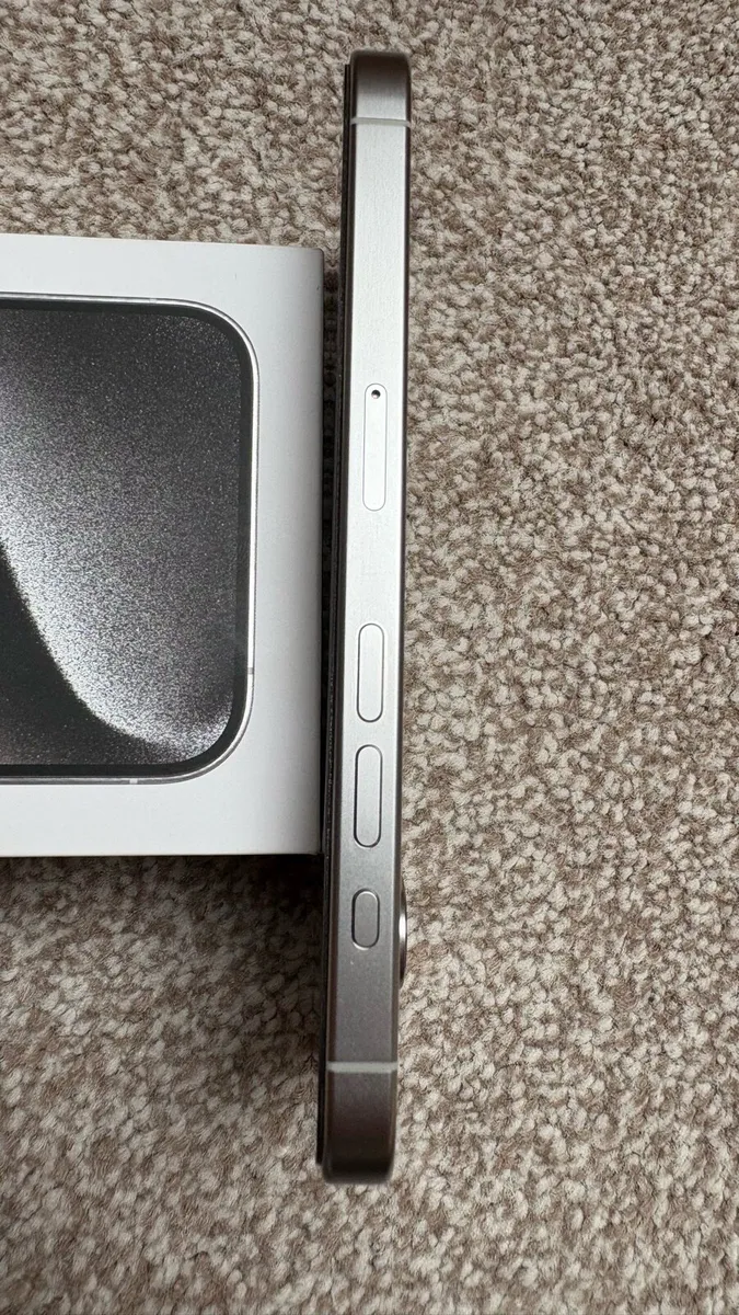 Iphone 15 pro - Image 3