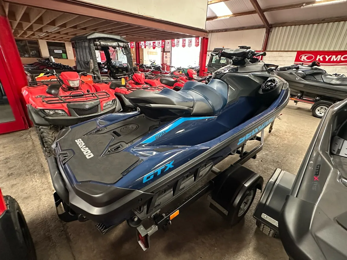 2024 Seadoo GTX 230 only 60hrs - Image 2