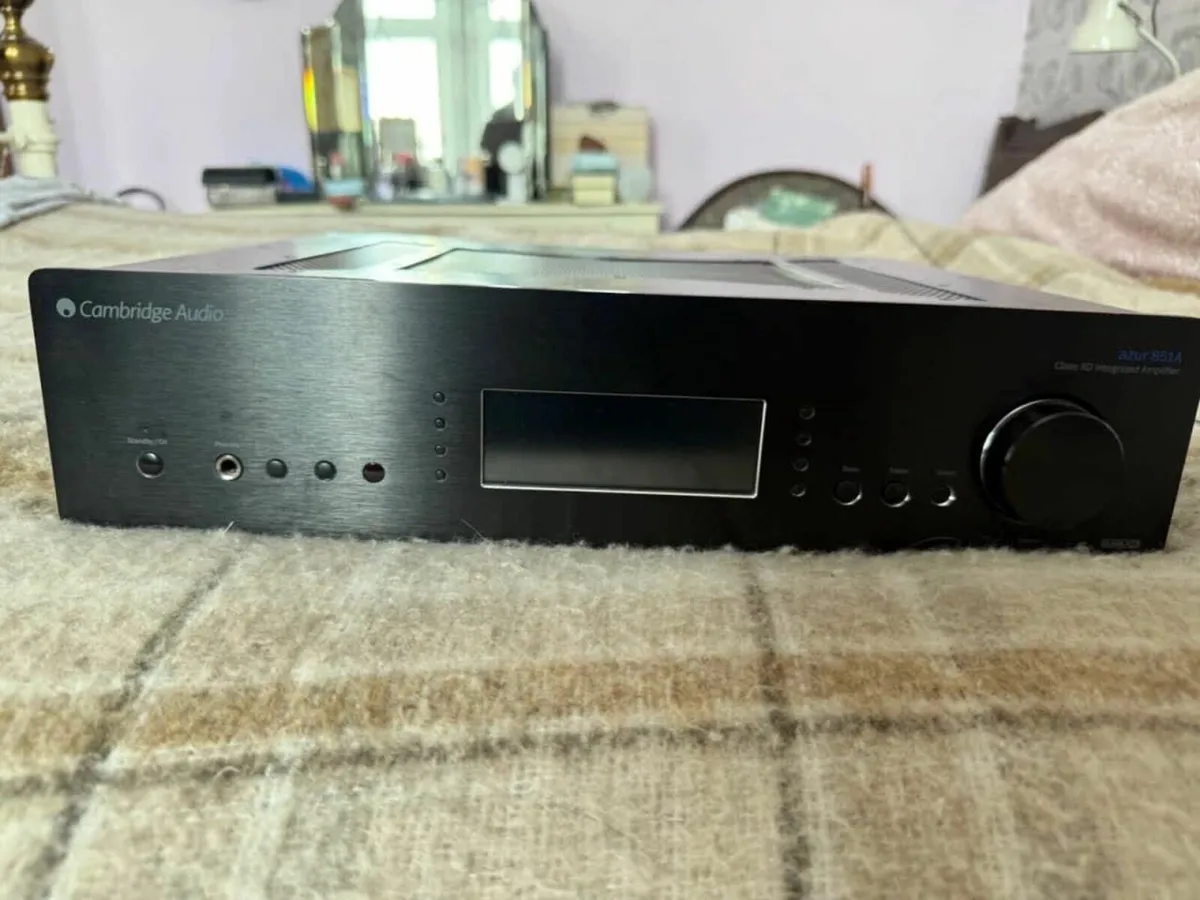 Cambridge Audio Azur 851A amp - Image 4