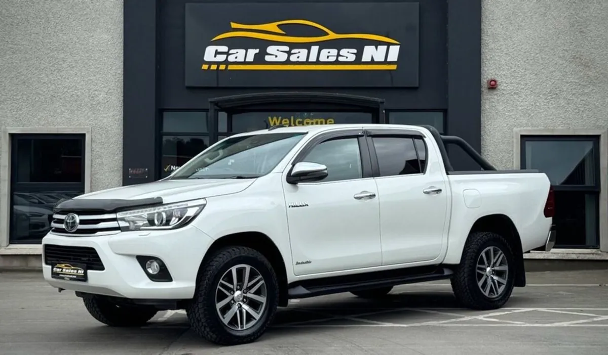 Toyota HiLux 2.4 D-4d Invincible Pickup Double Ca - Image 2