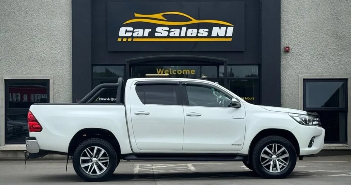 Toyota HiLux 2.4 D-4d Invincible Pickup Double Ca - Image 3