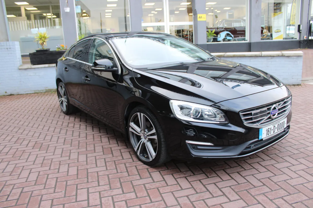 VOLVO S60 2.0D4 SE LUXURY 4DR SALOON AUTOMATIC - Image 1