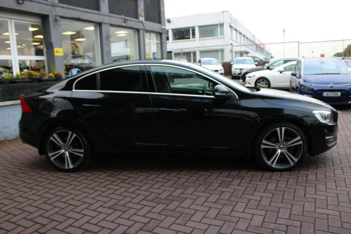 VOLVO S60 2.0D4 SE LUXURY 4DR SALOON AUTOMATIC - Image 3