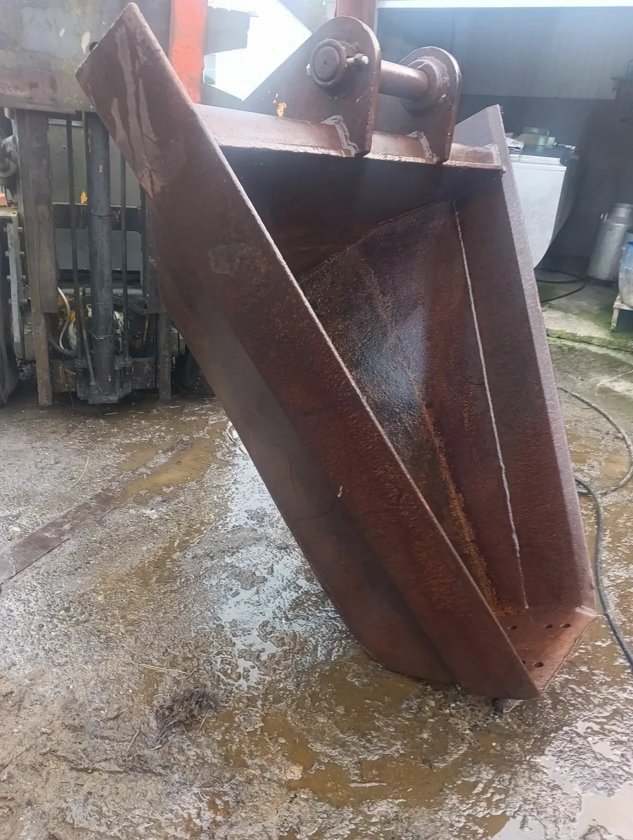 Bucket - Image 4