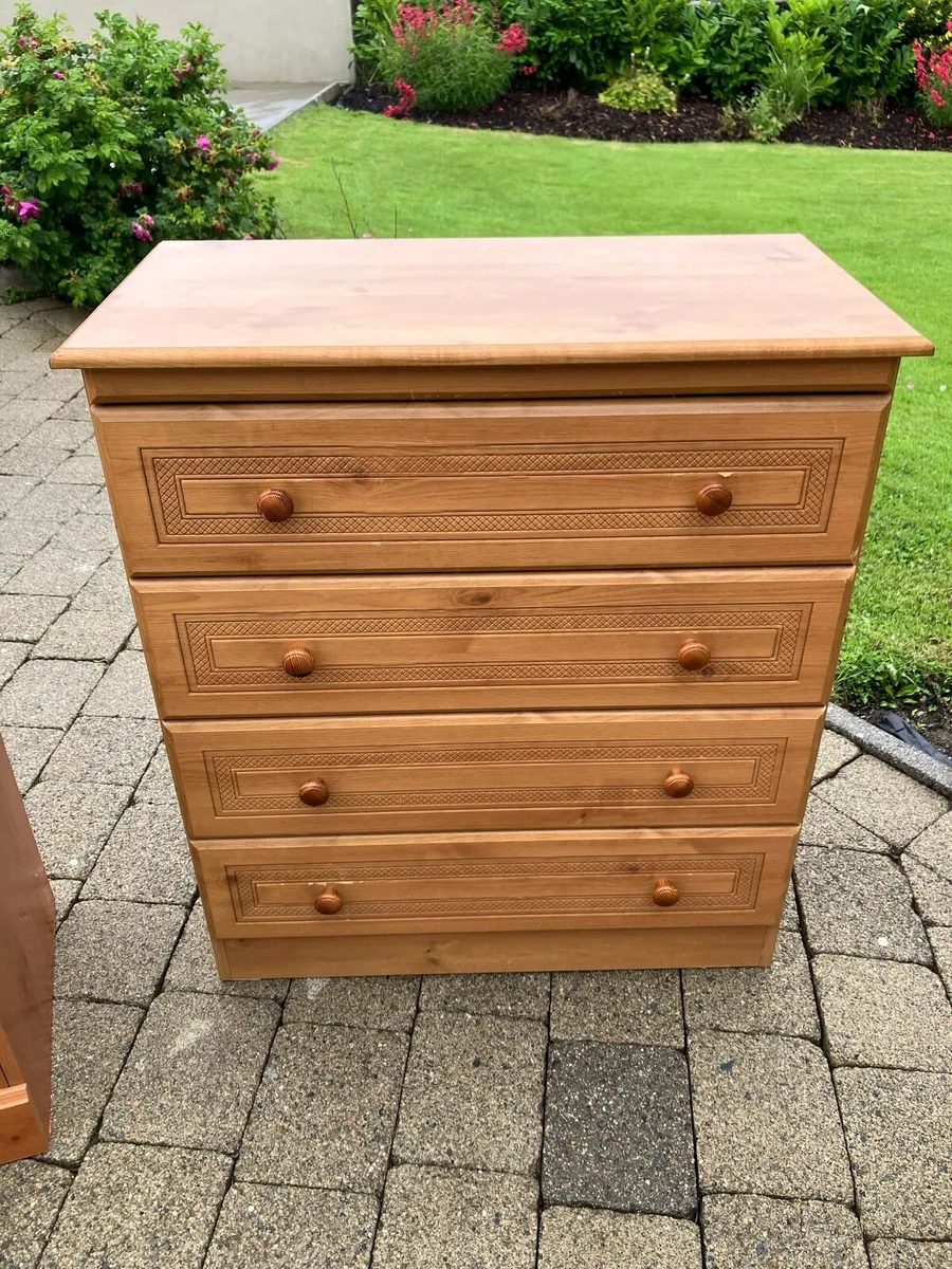 Bedside locker chest of drawers and tv stand - Image 3