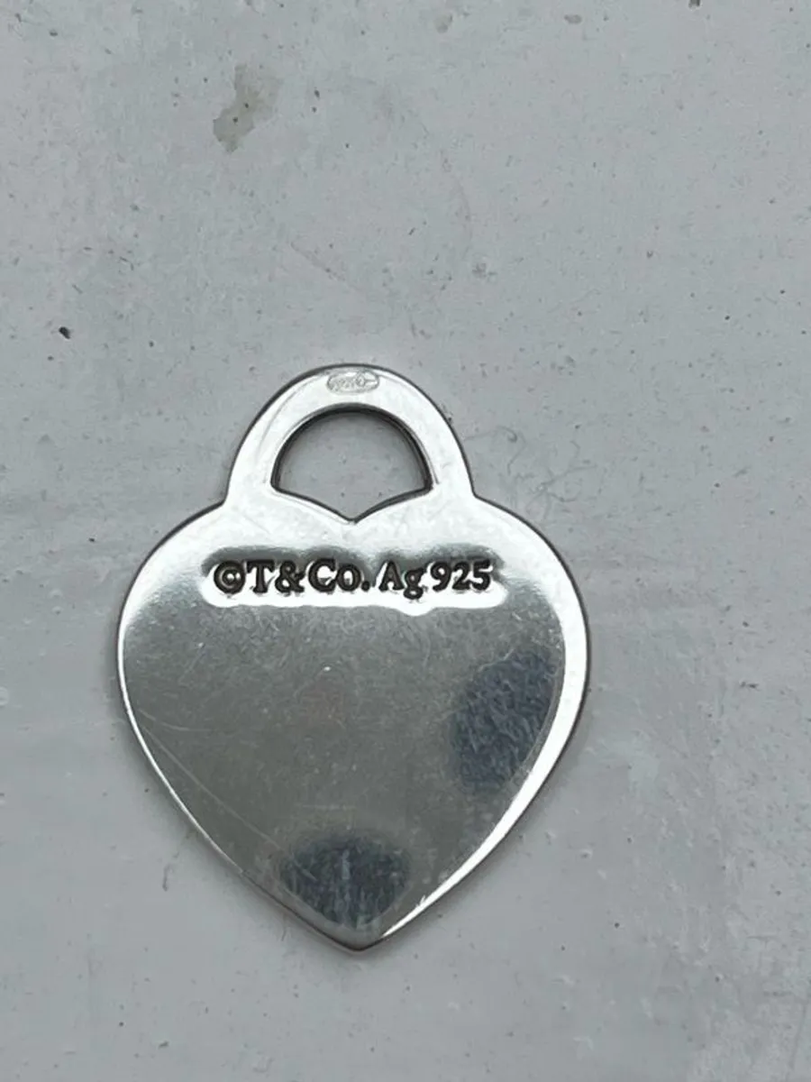 Small return to Tiffany charm - Image 2