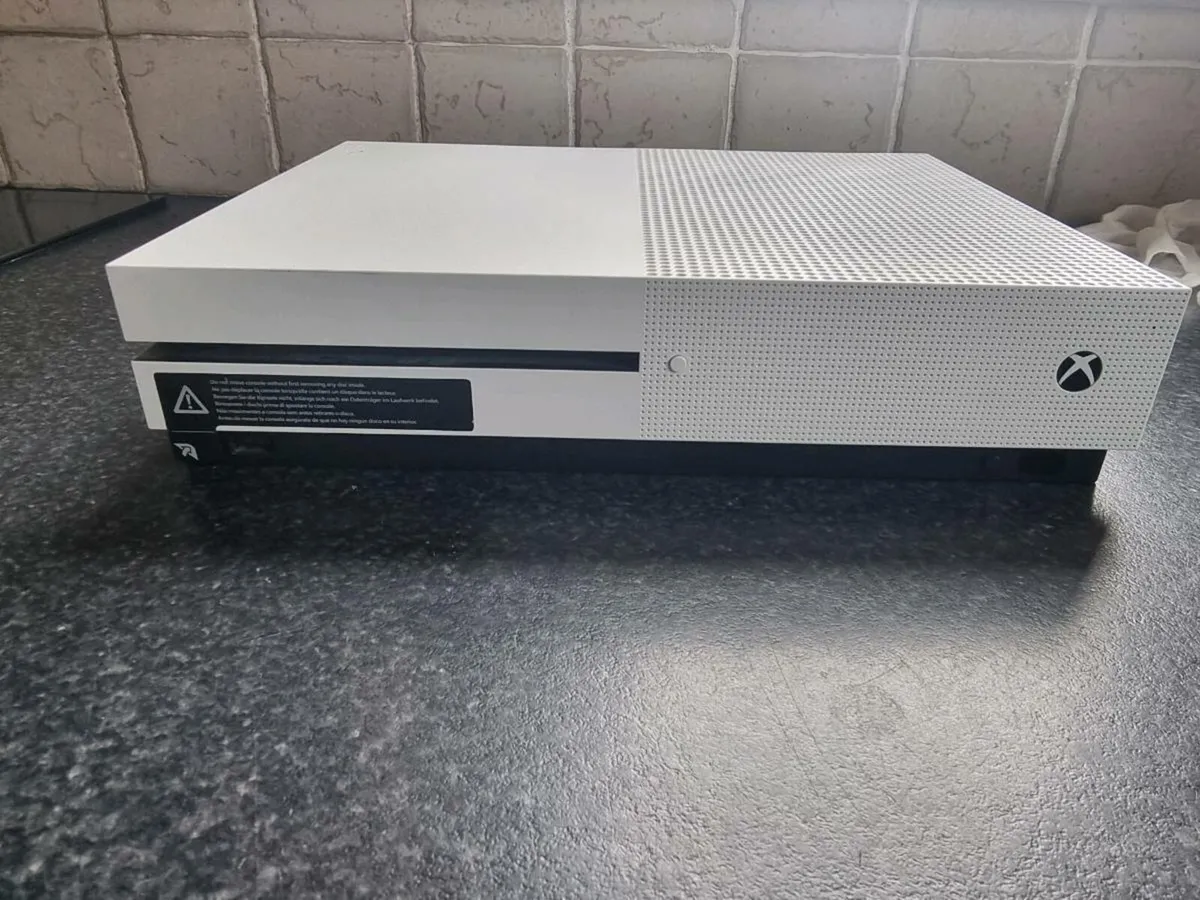 Xbox one s - Image 1