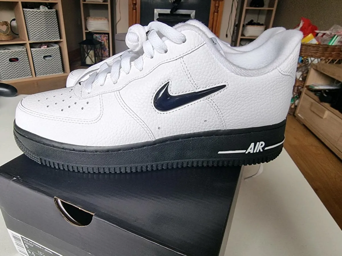 Nike Air Force 1 - Image 1