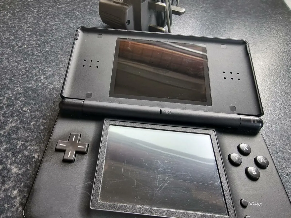 Console - Image 3