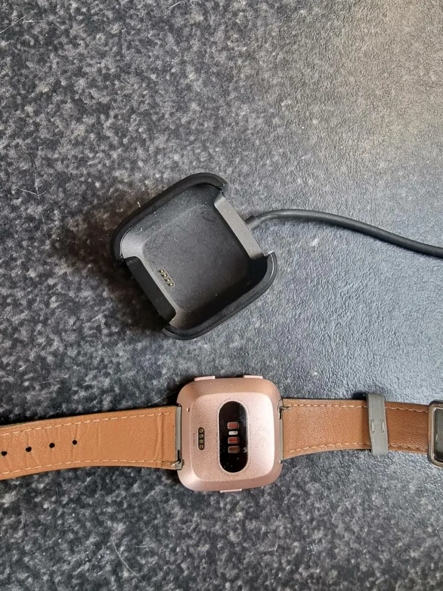 Fitbit versa - Image 4