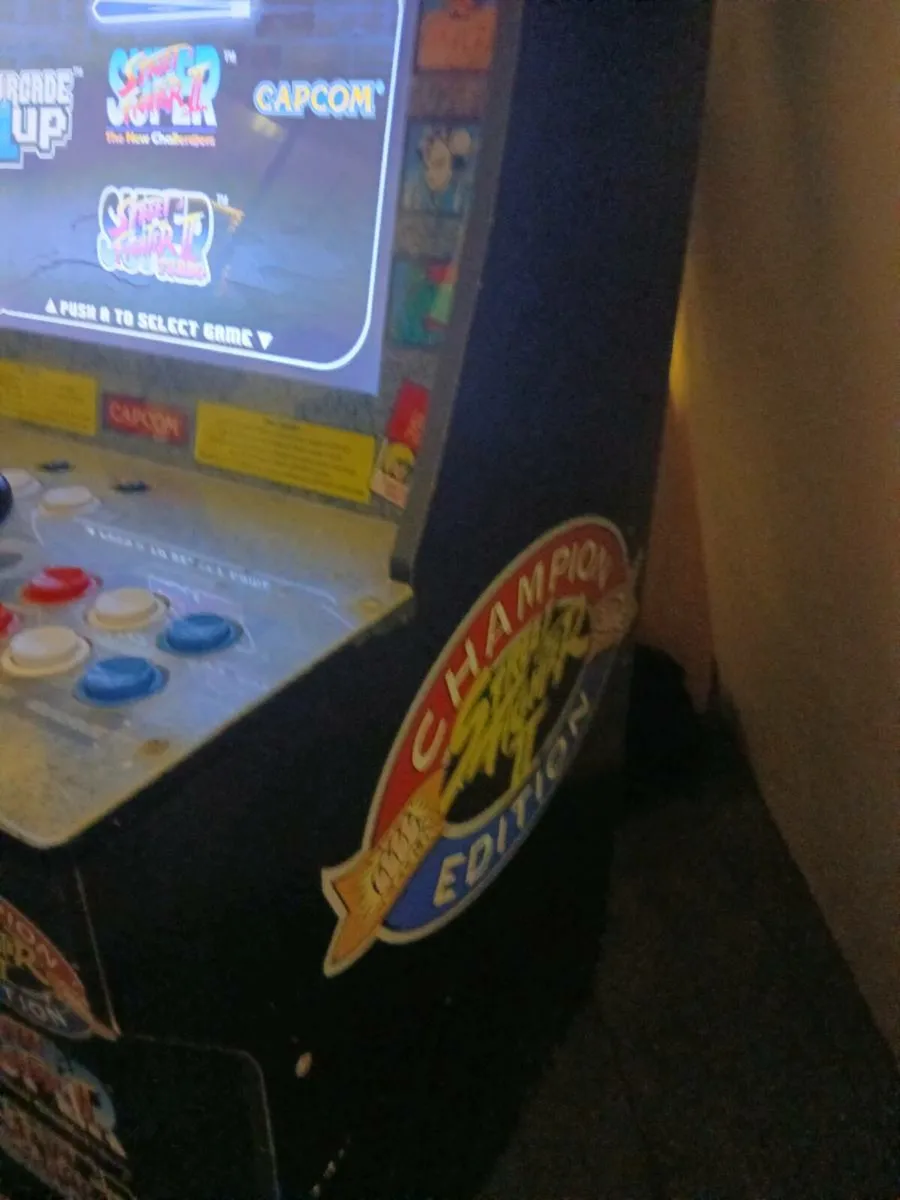 Arcade machine - Image 2