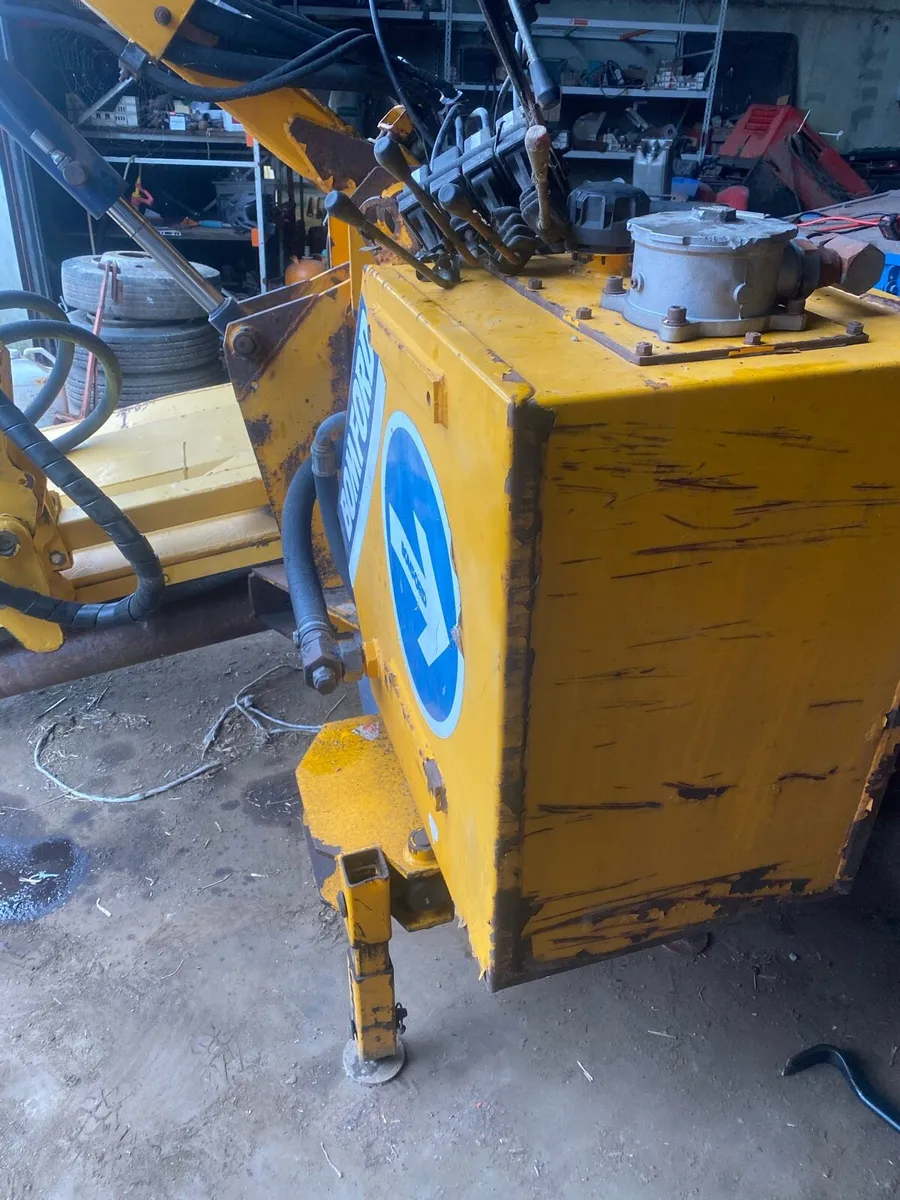 Hedgecutter - Image 4