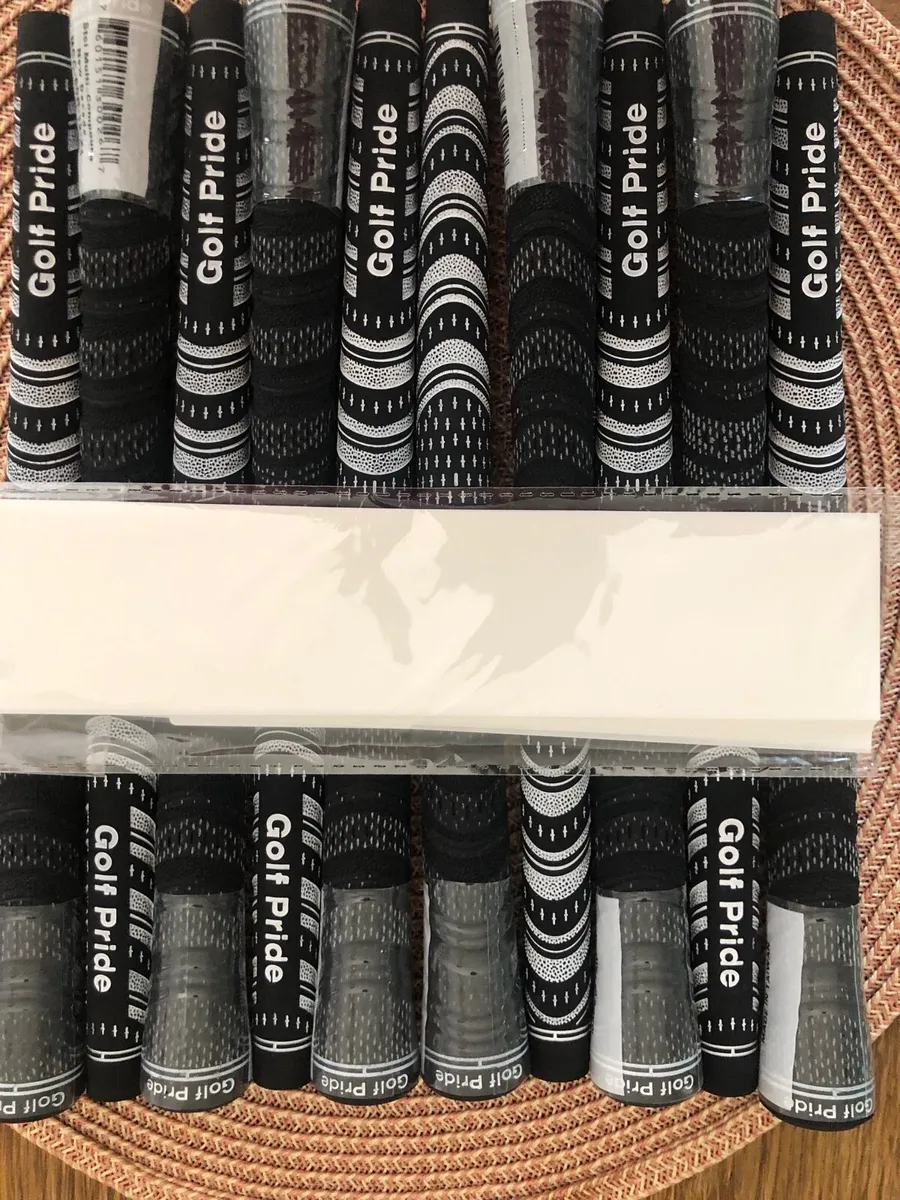 Golf Pride New Decade MCC Grips & Tape - Image 1