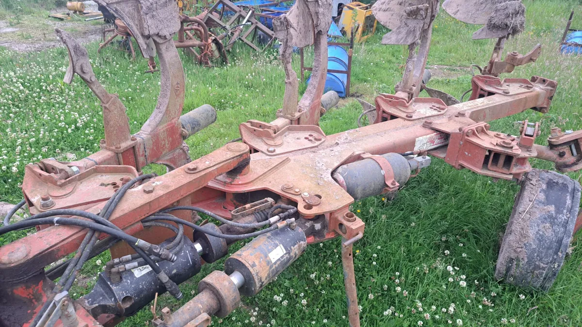 Gregoire Besson 4 Furrow Plough - Image 2