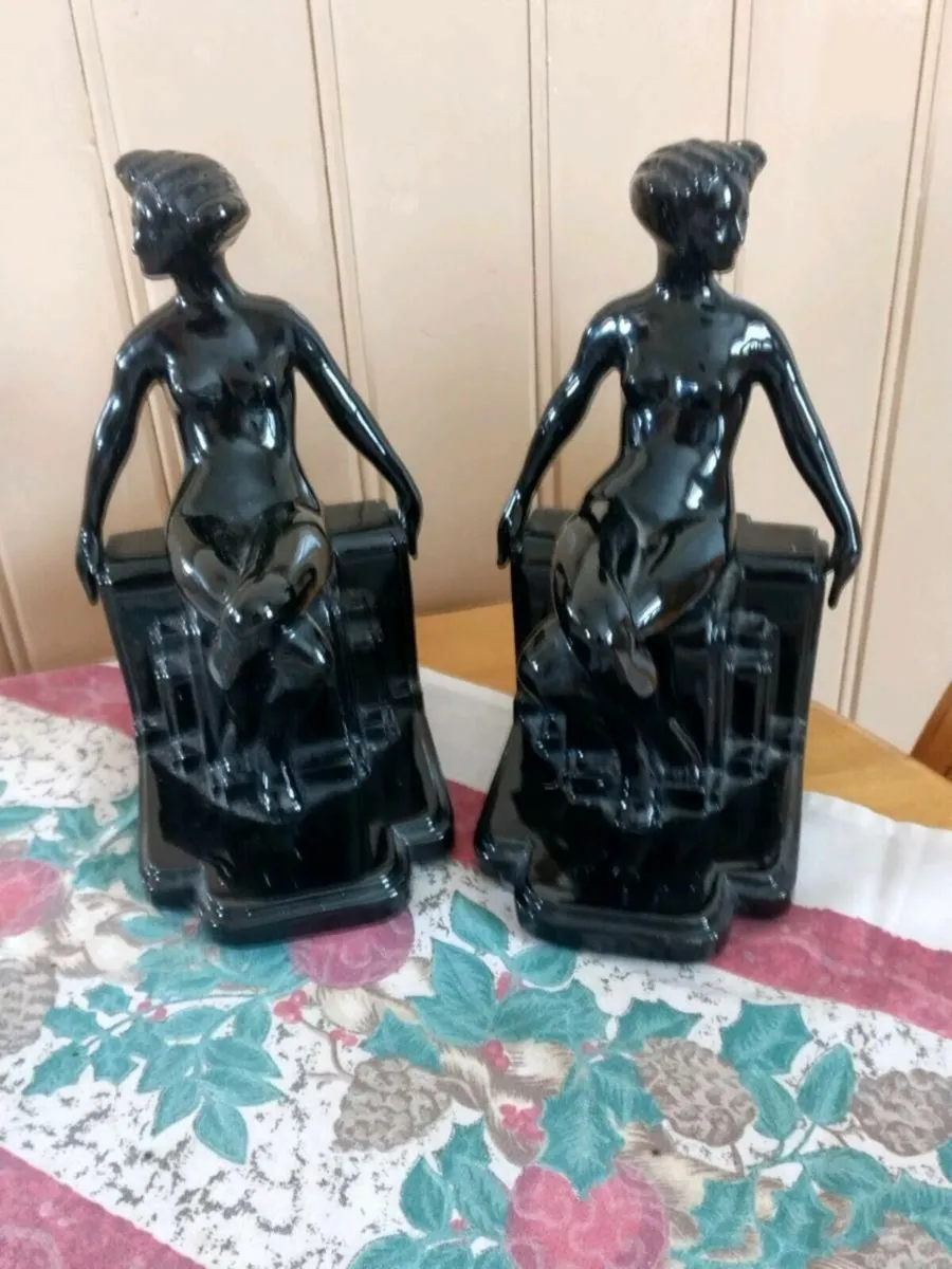 Vintage Art Deco black ceramic Bookends - Image 1