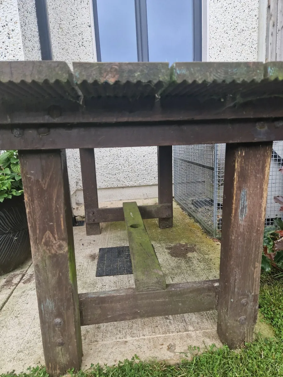 Garden table - Image 3