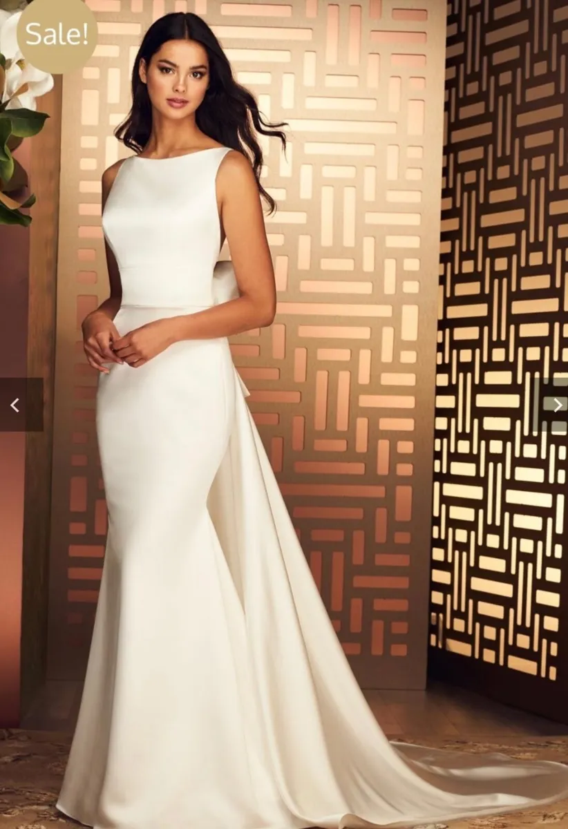 Paloma Blanca wedding dress - never worn - Image 4
