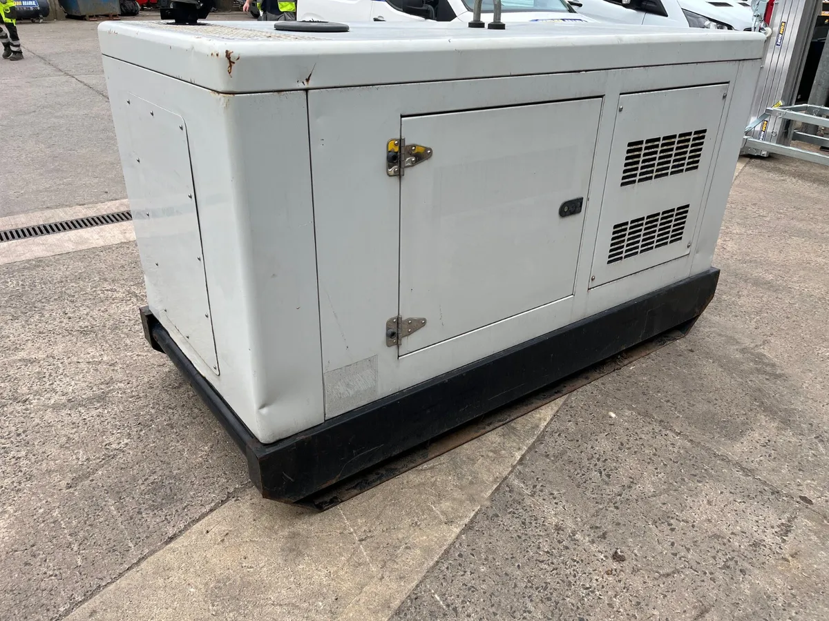 2016 MACGEN MHR 45Y 40KVA 3PHASE DIESEL GENERATOR - Image 3