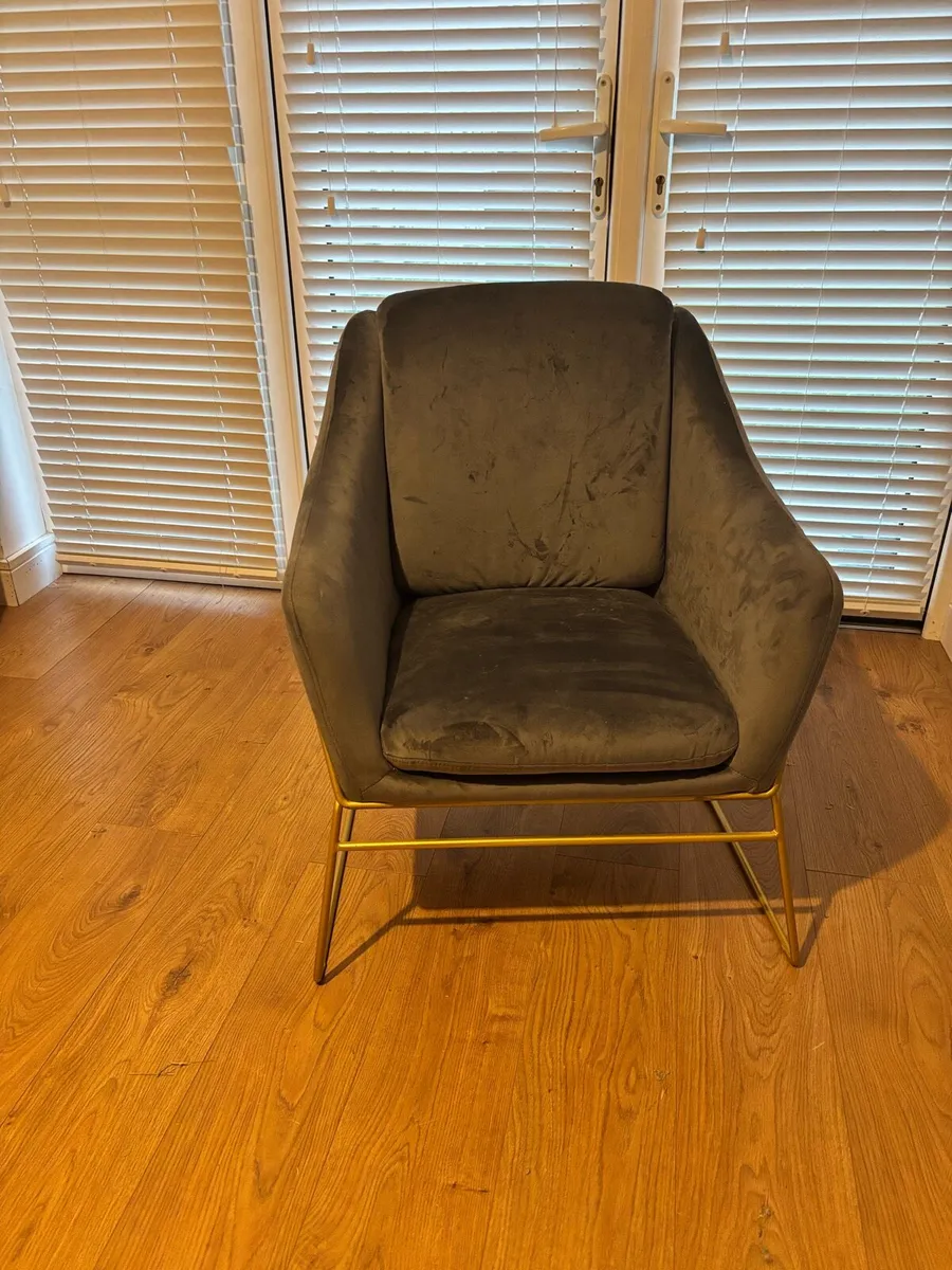 Grey accent chair - Image 4