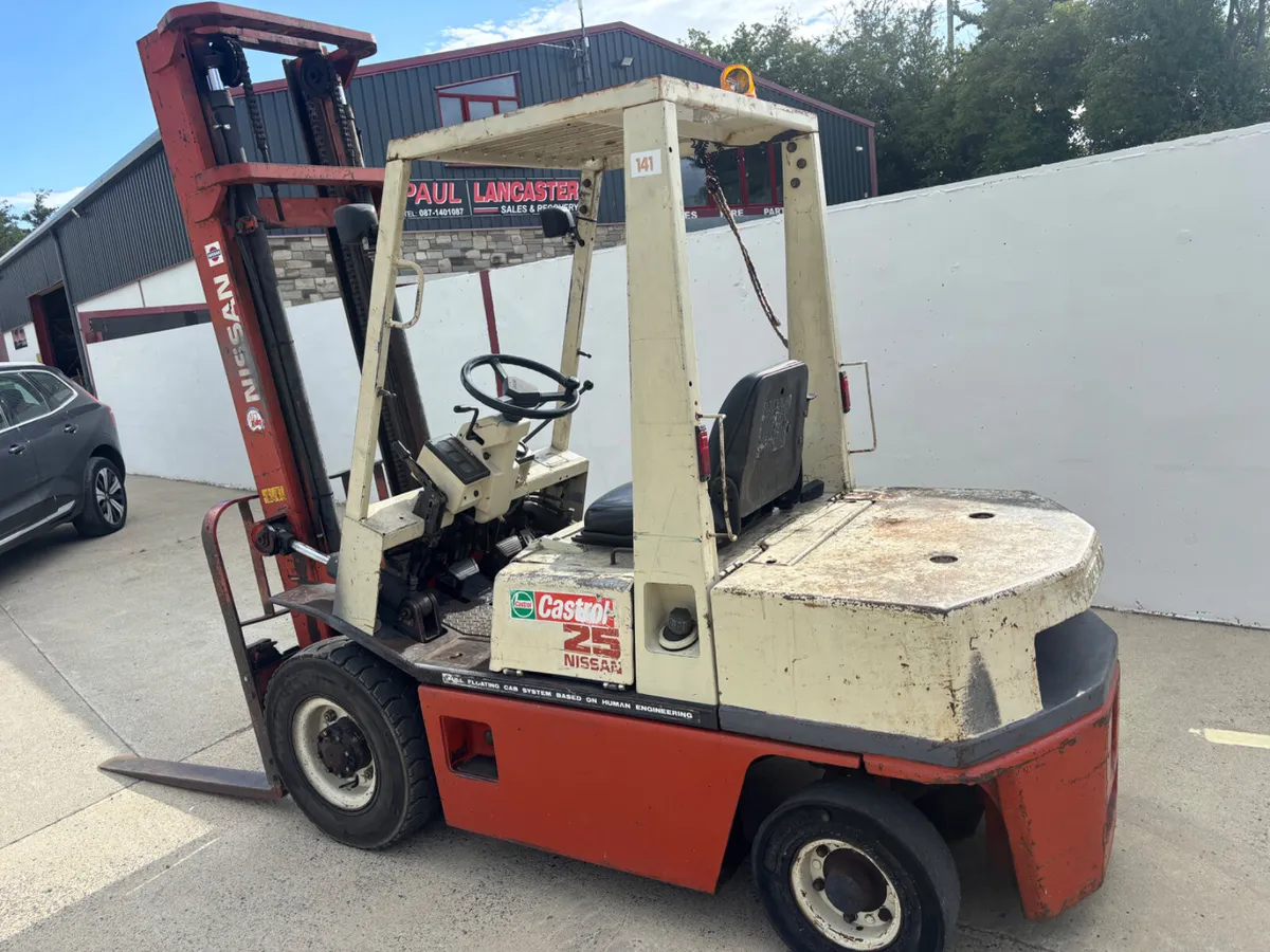 Nissan 2.5 ton - Image 1