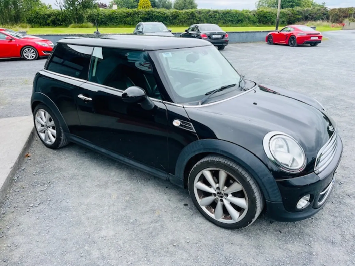 Mini Cooper 2012 - Image 2