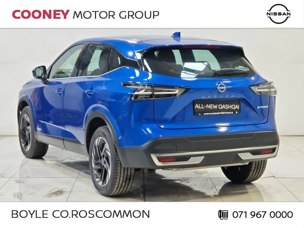 Nissan QASHQAI SV E-power Hybrid  4K Your Way - Image 3