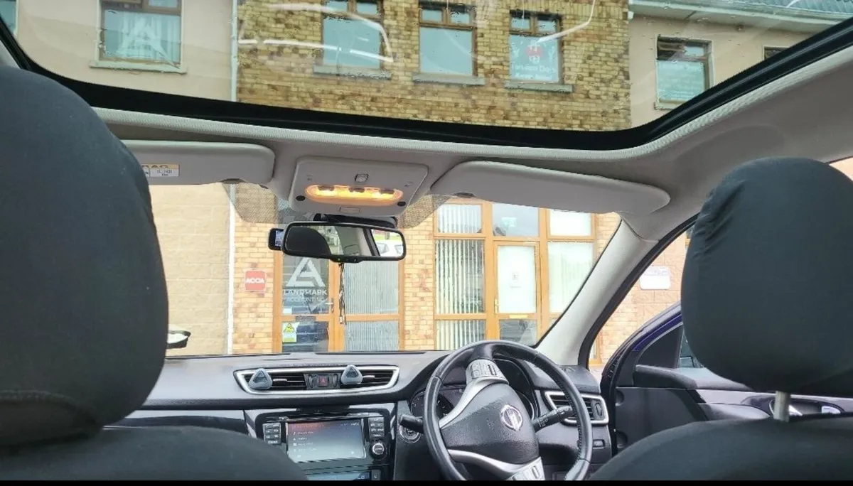 Nissan Qashqai 2015 - Image 4