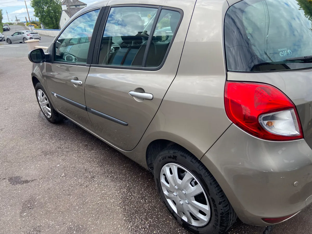 Renault Clio 2010 NCT 06/26 - Image 2