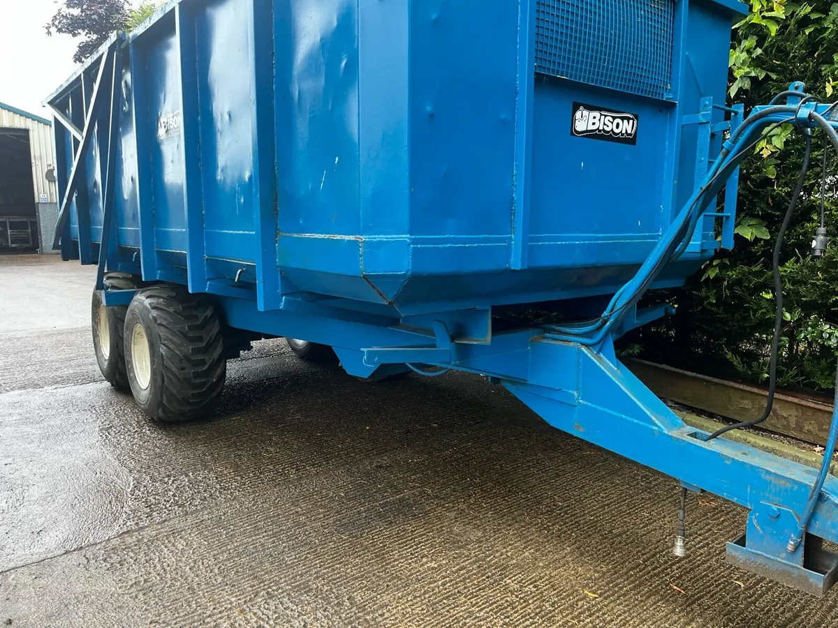 Grain trailer - Image 2