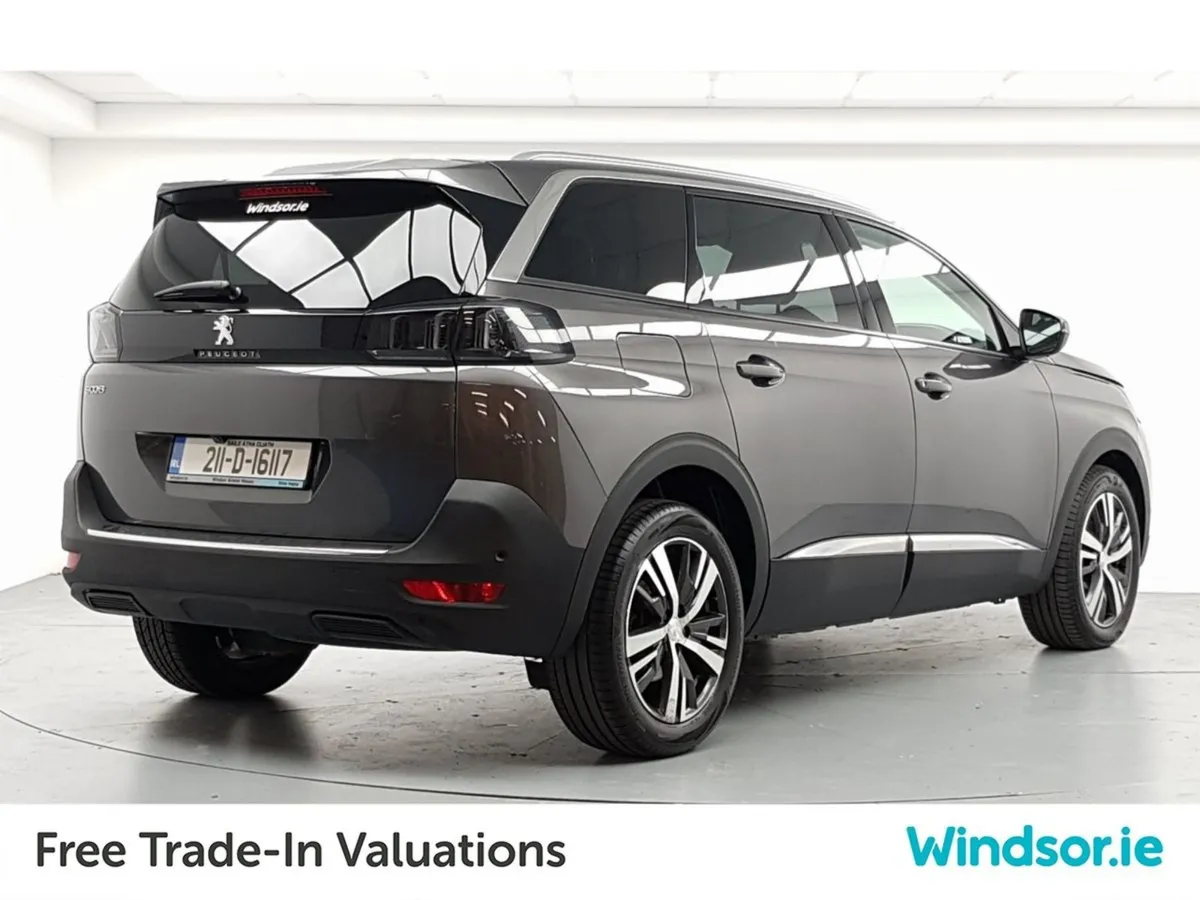 Peugeot 5008 1.2 Puretech 130bhp Allure - Image 3