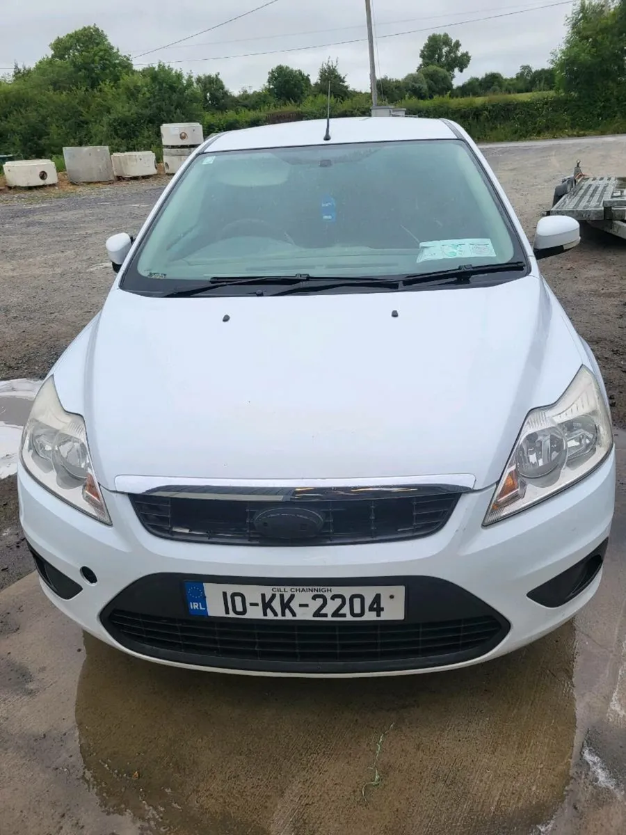 2010 ford - Image 2