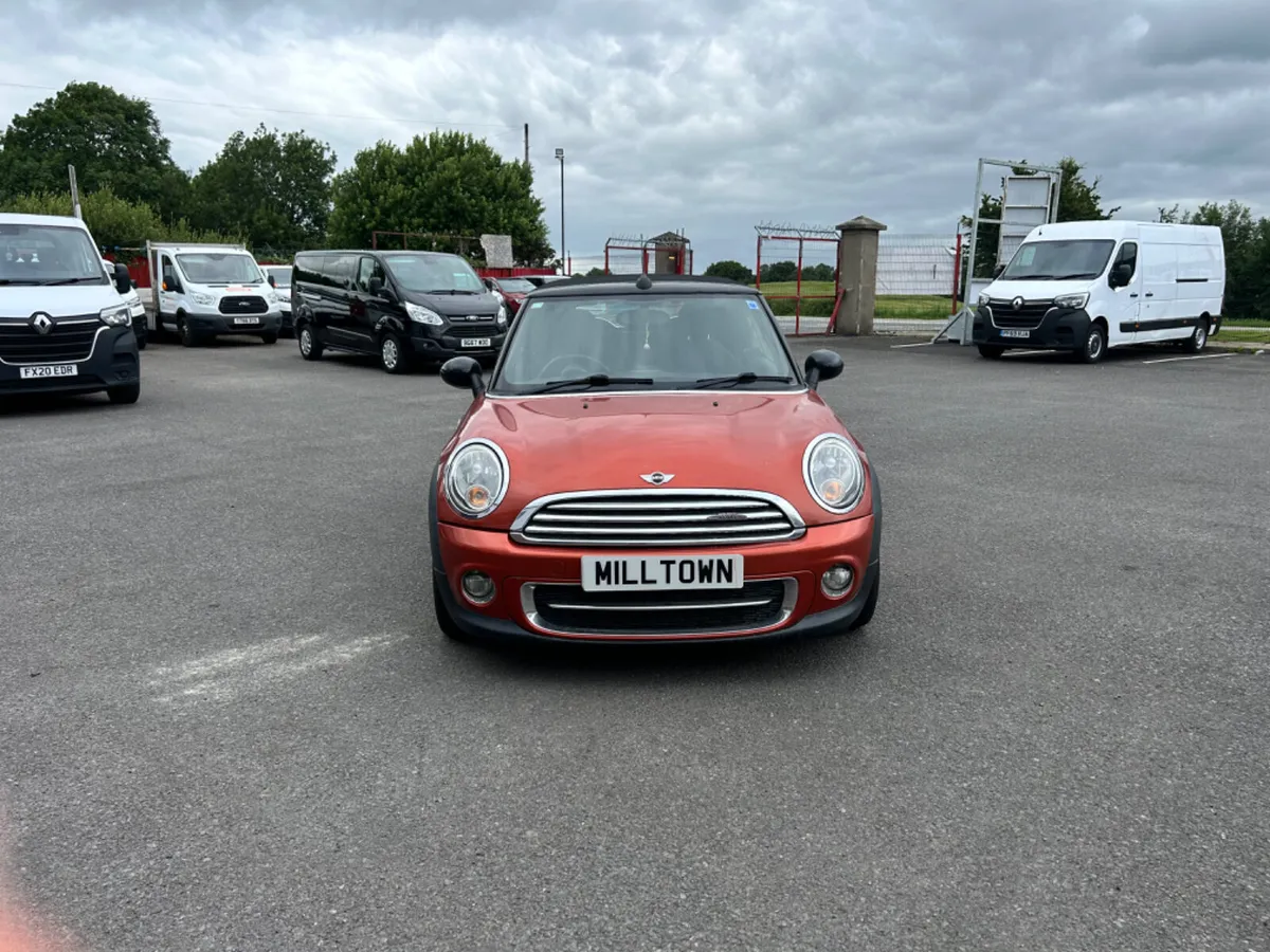 Mini Cooper 2010 - Image 2