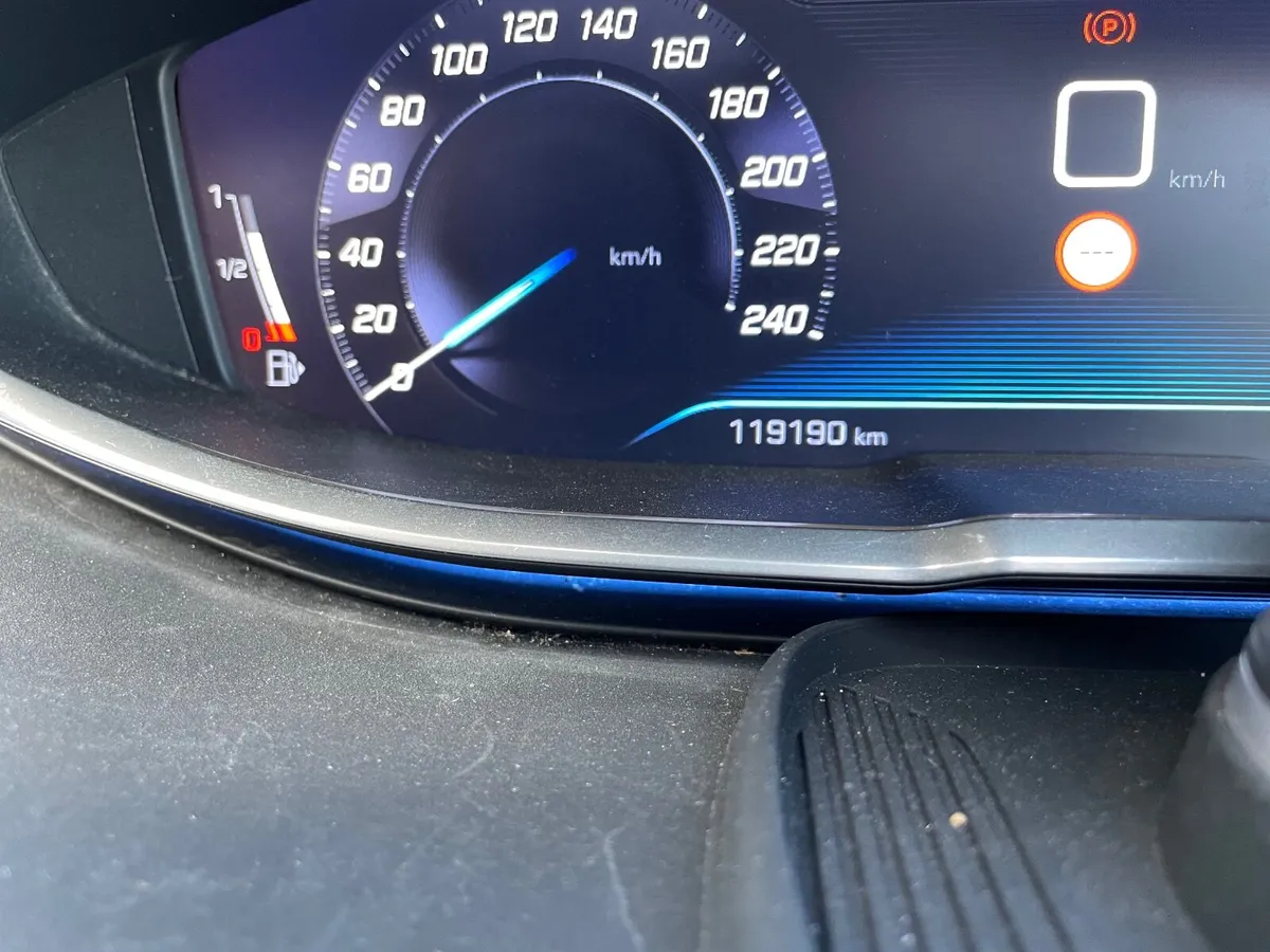 Peugeot 3008 2017 - Image 1