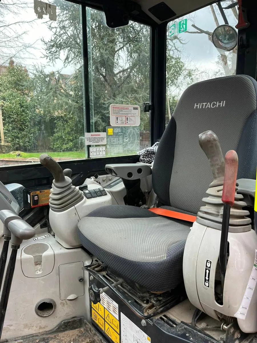 Hitachi 48u 2015 - Image 4