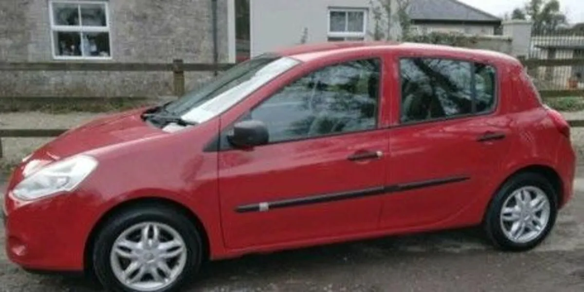 Renault Clio 2012 - Image 3